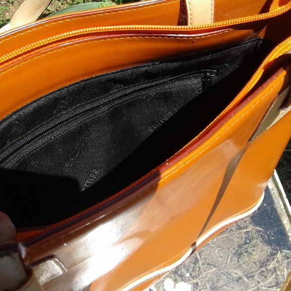 Handbag - Picture 5 of 7